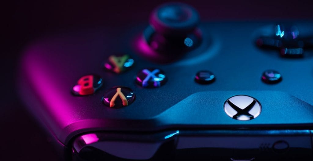 gaming handset as proxy for gaming blogs